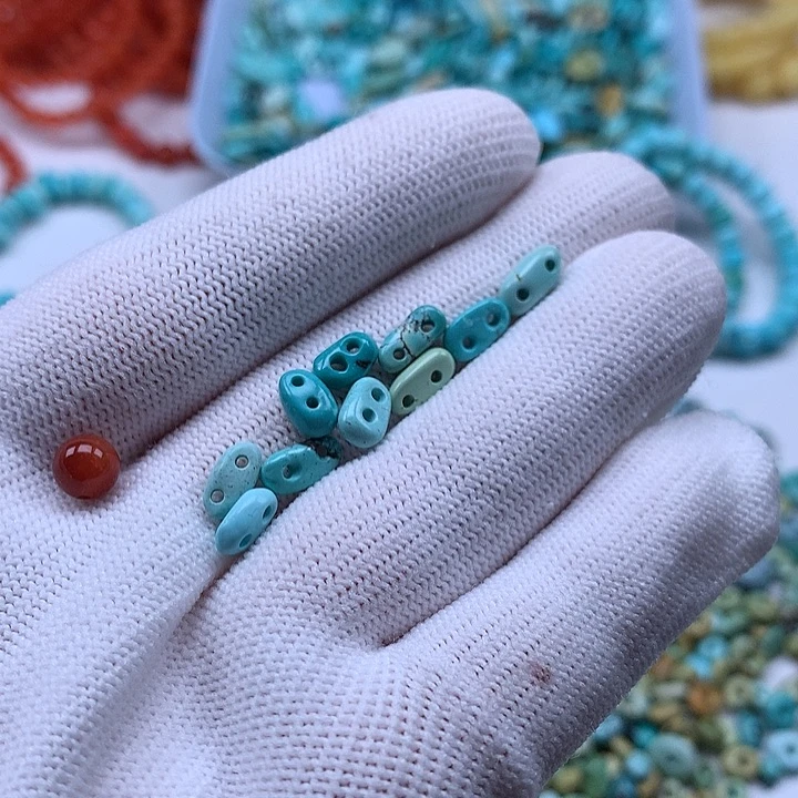 南红玛瑙未镶嵌珠宝奇石