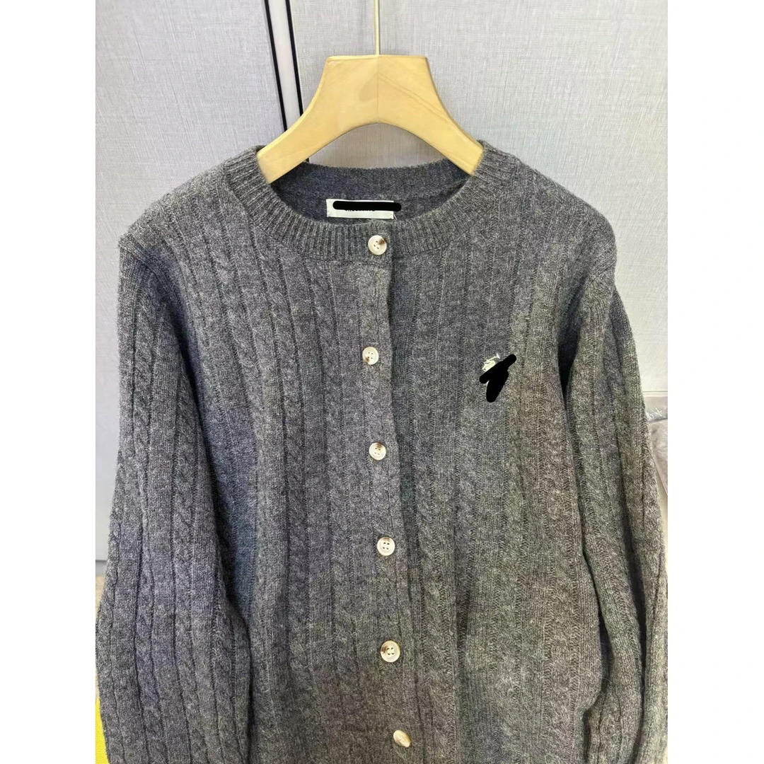 《立马15899》 全毛 新款麻花百搭显瘦针织毛衣女