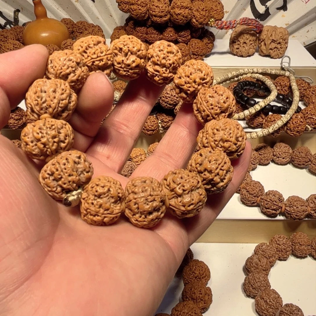 金刚菩提吊坠犬*梅花