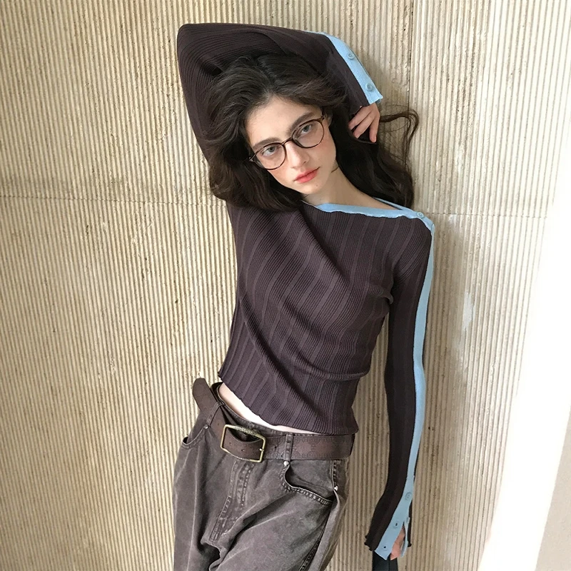 法式咖色一字肩长袖针织衫女早秋小香风内搭短款毛衣修身显瘦上衣