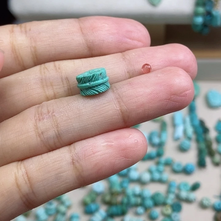 小***跑南红玛瑙未镶嵌珠宝奇石