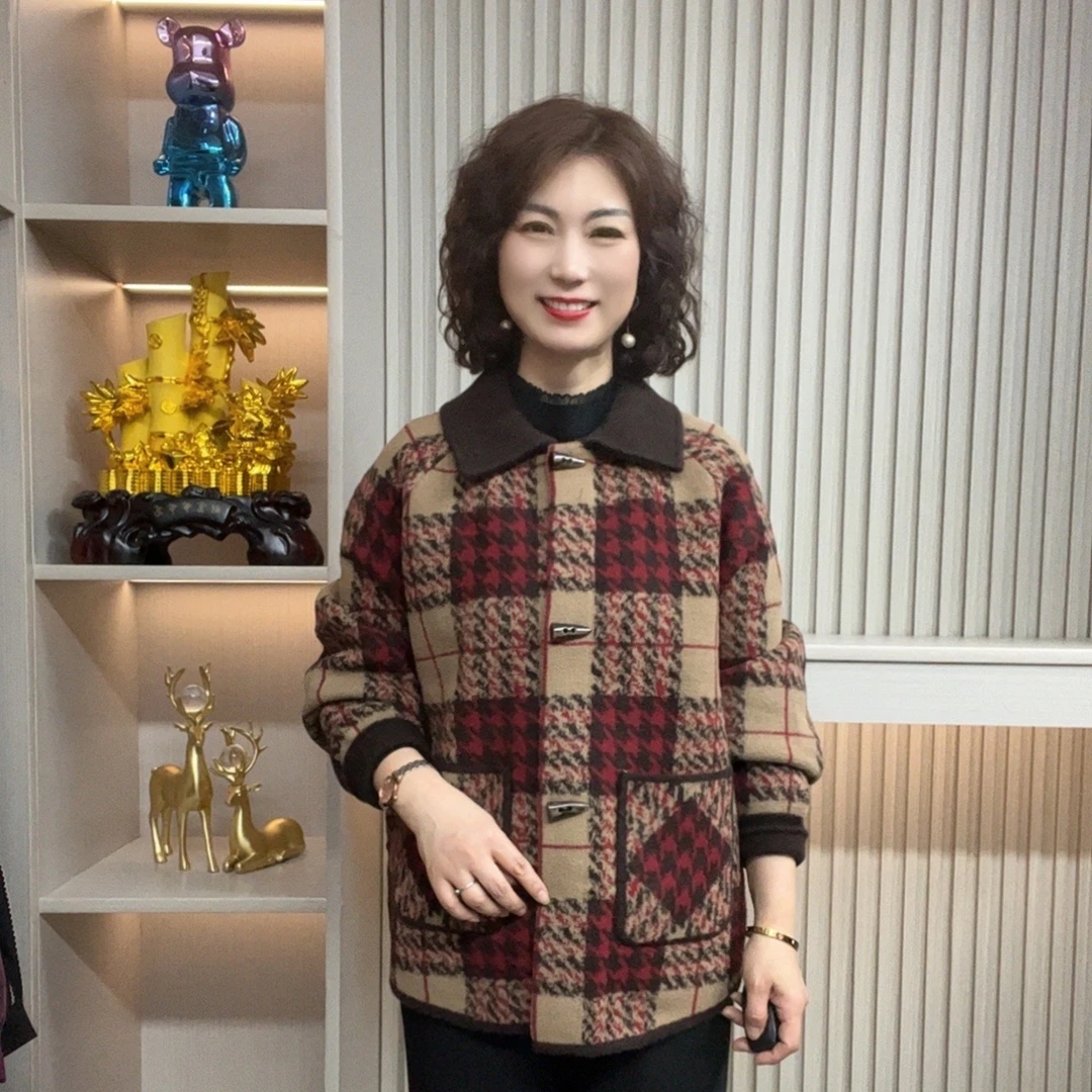 妈妈装长袖流行时尚潮牌女装宽松春装女士外套休闲百搭中老年大码