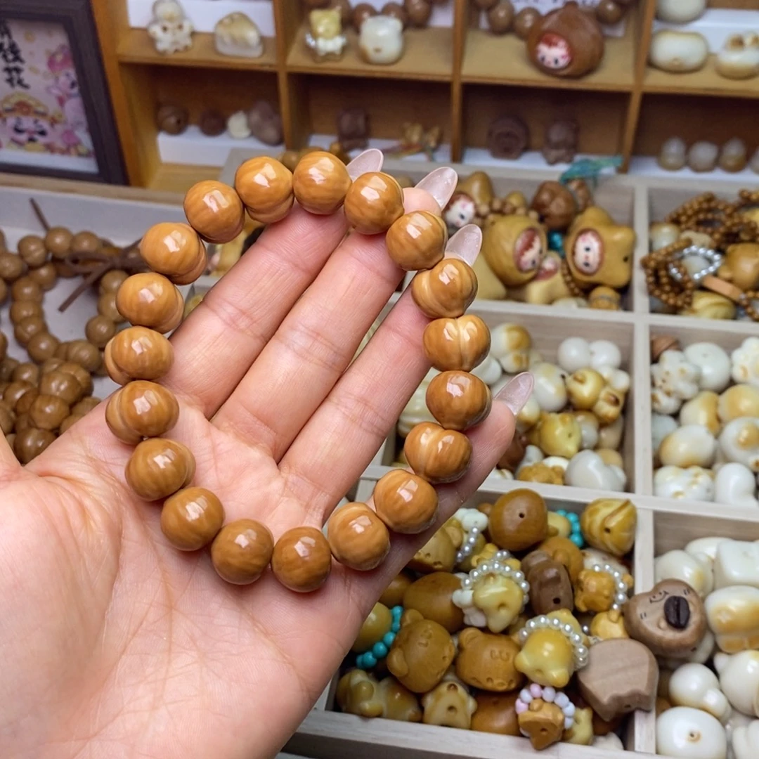 吊坠猴头核桃14.5蜜桃臀手串