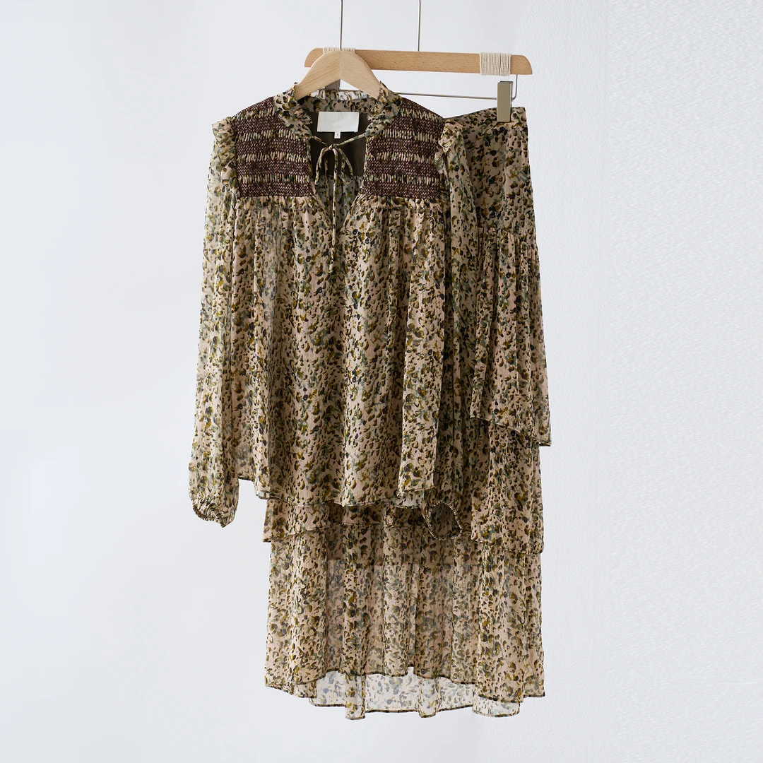 【YS11134】法式茶歇印花衬衫25春季新款复古时髦半身裙气质套装