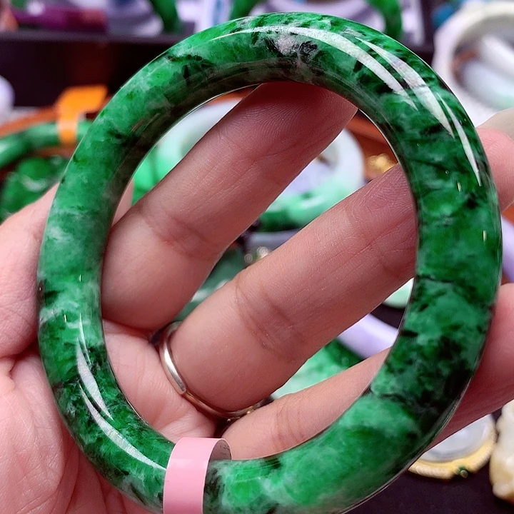 翡翠未镶嵌手镯翡翠