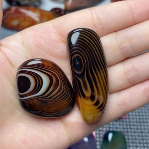 未镶嵌玛瑙/玉髓珠宝奇石