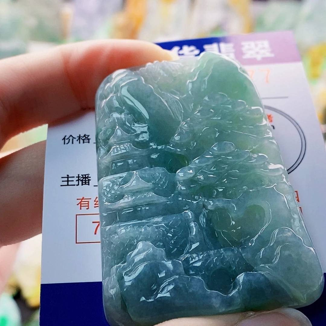 吊坠(不含链)未镶嵌翡翠