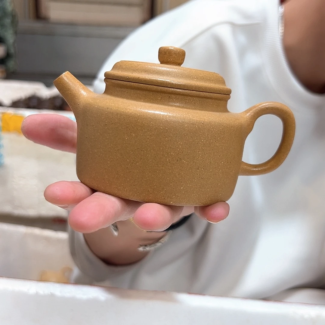 茶壶紫砂金黄段德钟瑕