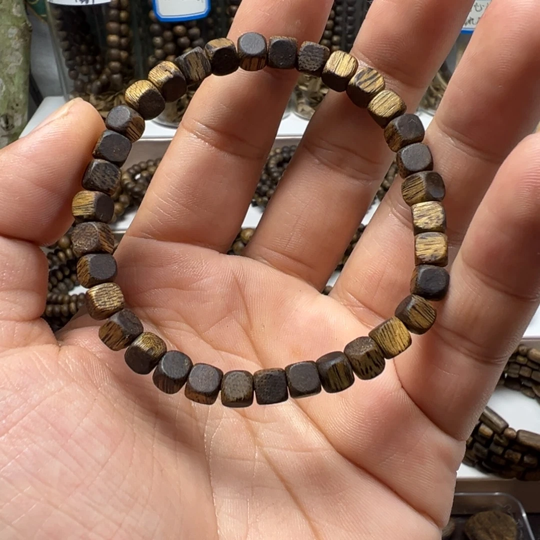 沉香碎屑沉香奇楠沉香卡5单圈方糖