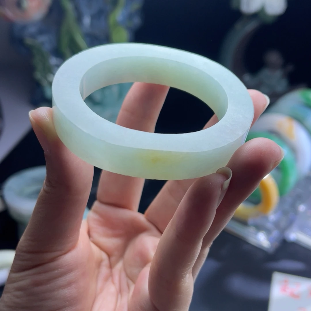 定制翡翠未镶嵌天然翡翠A货手镯