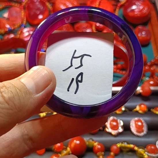 玛瑙/玉髓手镯未镶嵌