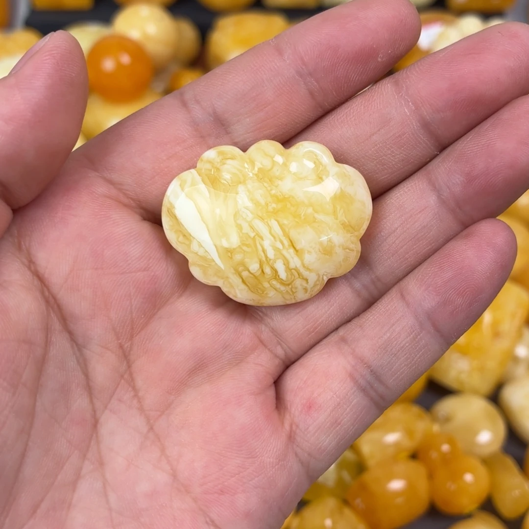蜜蜡未镶嵌吊坠(不含链)