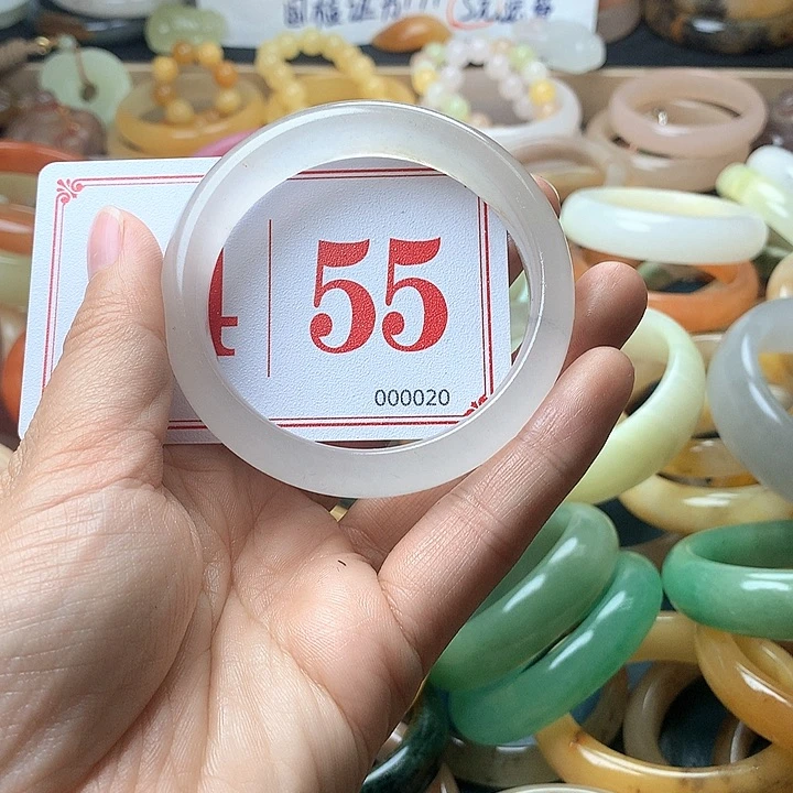 石英质玉（黄龙玉）未镶嵌手镯