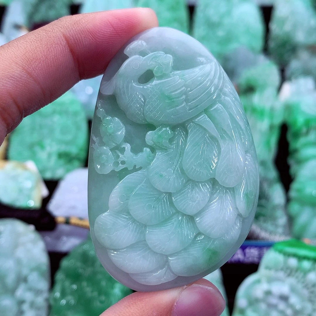 吊坠(不含链)未镶嵌翡翠