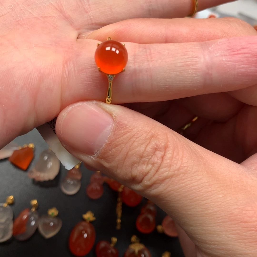 南红玛瑙未镶嵌项链