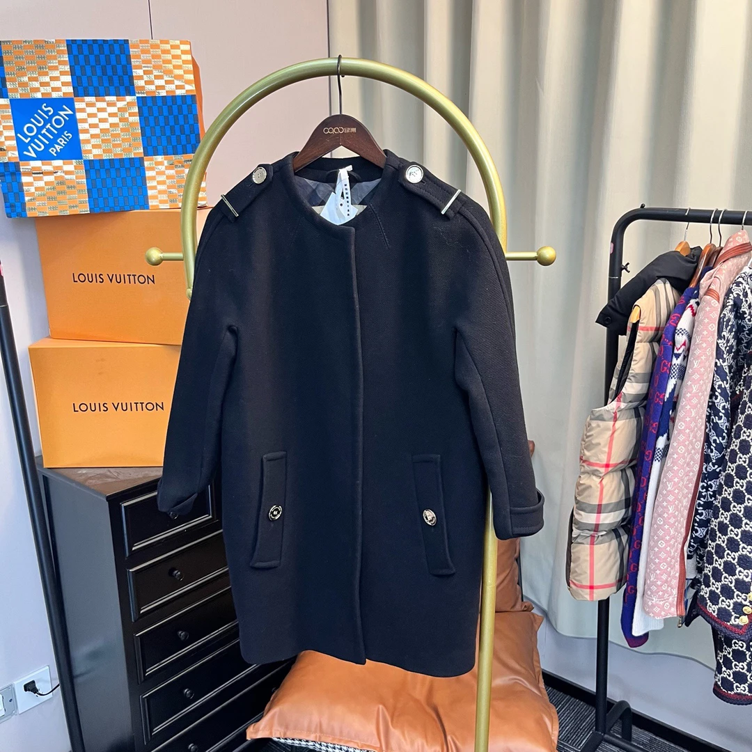 99新 BURBERRY/博柏利 黑色金扣毛呢外套 38码/99新