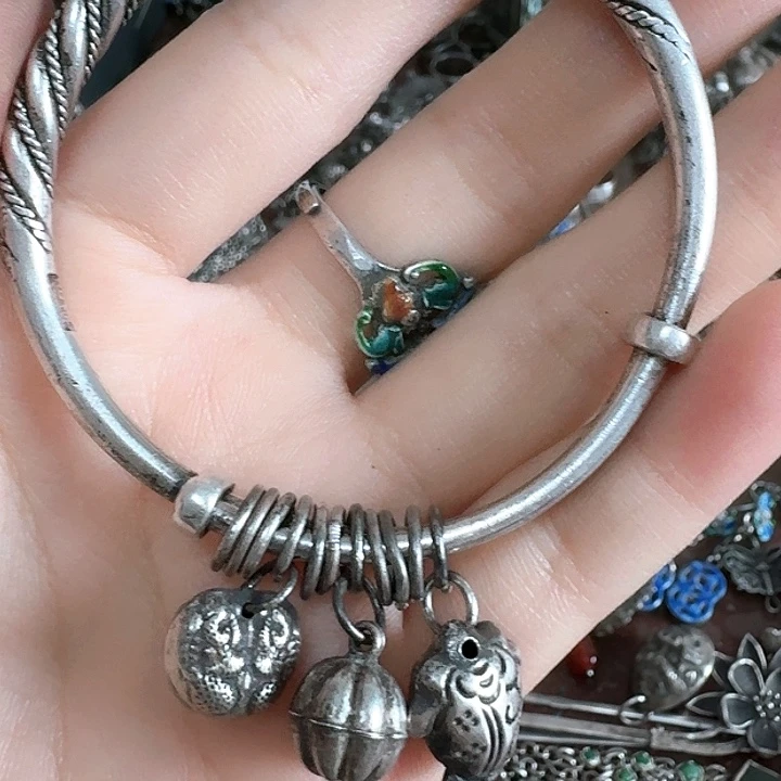 依***情非金属足银麻花手镯