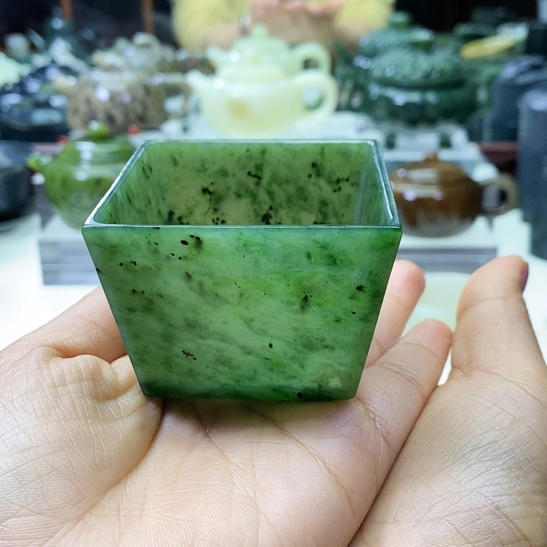 和田玉茶杯未镶嵌往**风