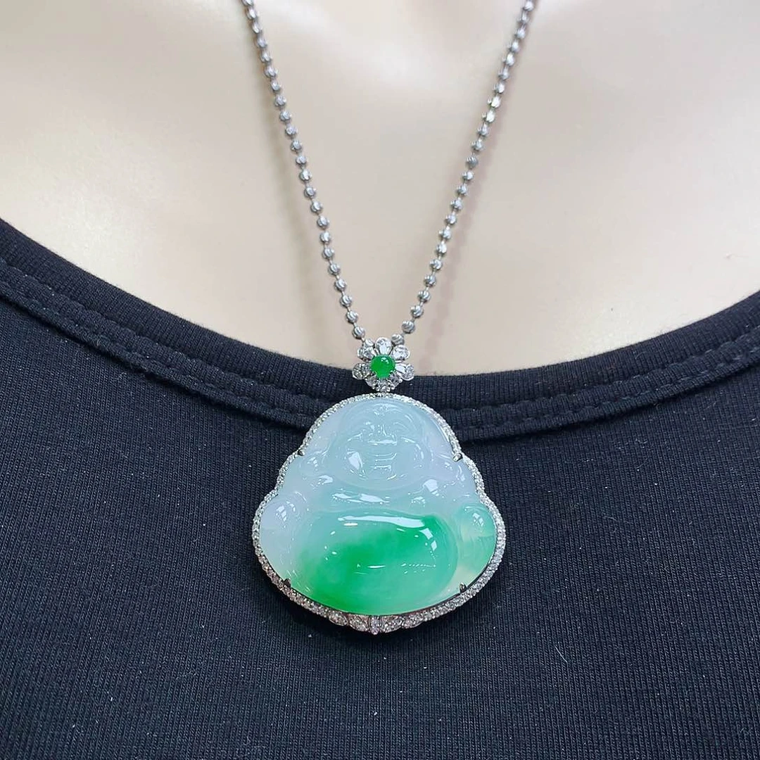 翡翠颈饰18K金镶嵌佛公