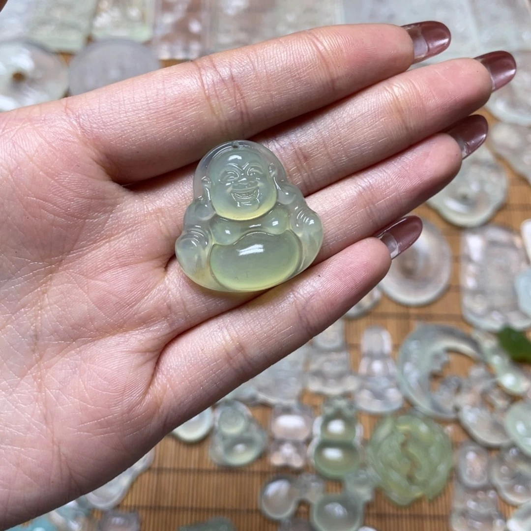 未镶嵌蛇纹石玉颈饰幸*