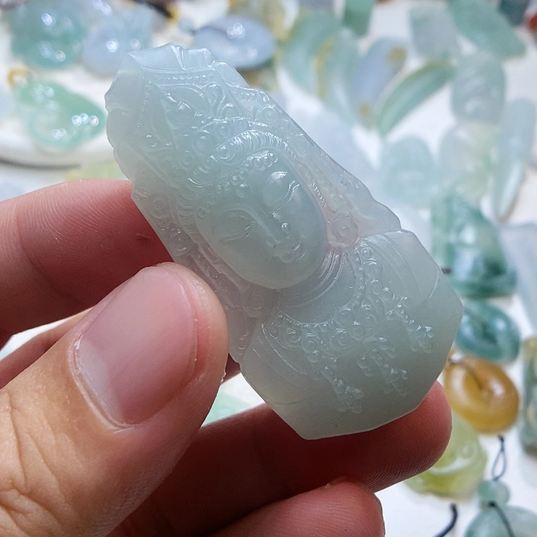 吕***娃定制翡翠未镶嵌观音头