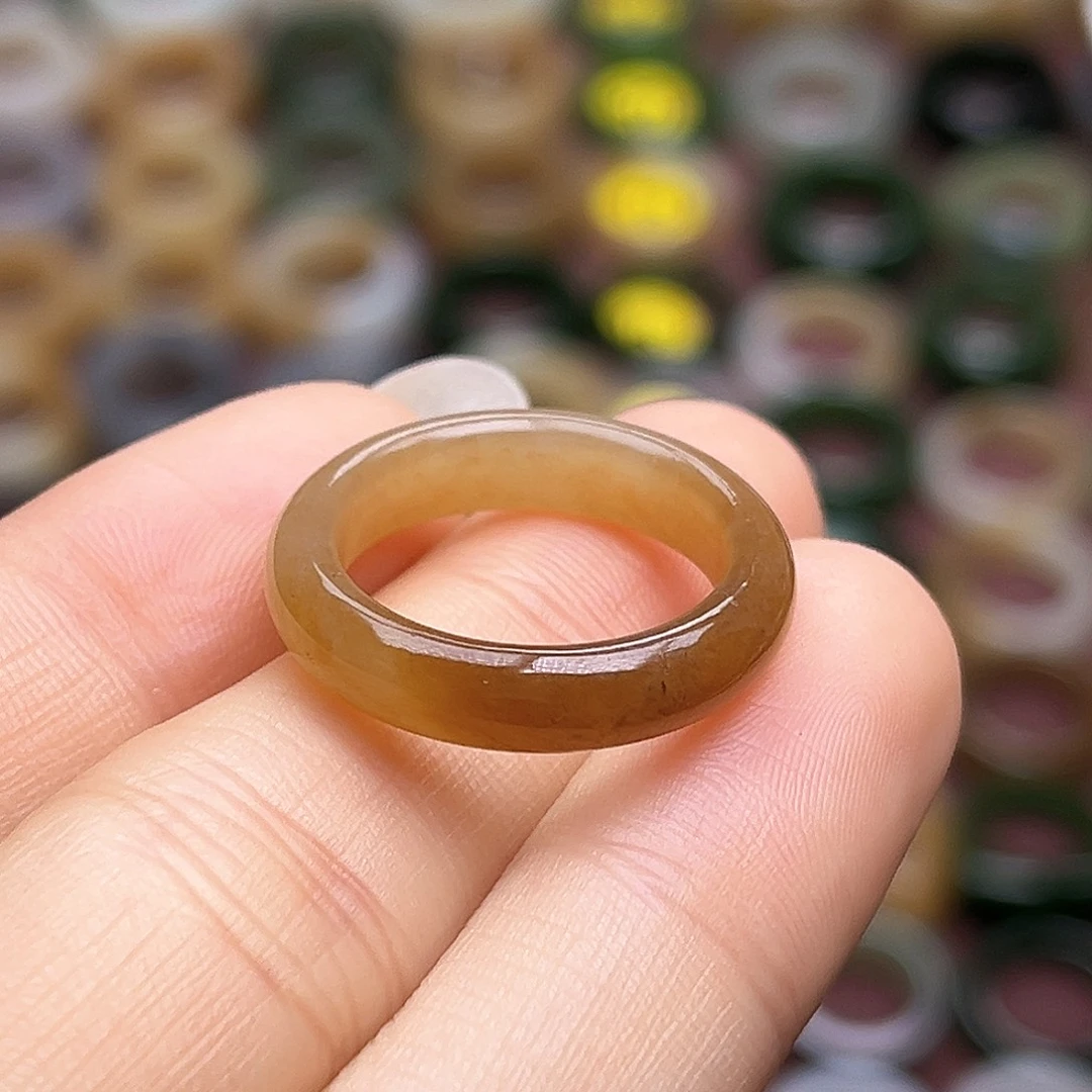 少***少和田玉未镶嵌戒指