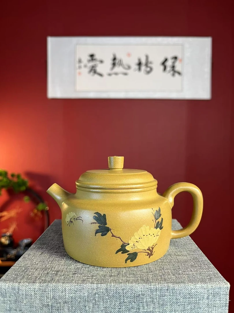 全手工黄金段泥泥绘德钟紫砂壶