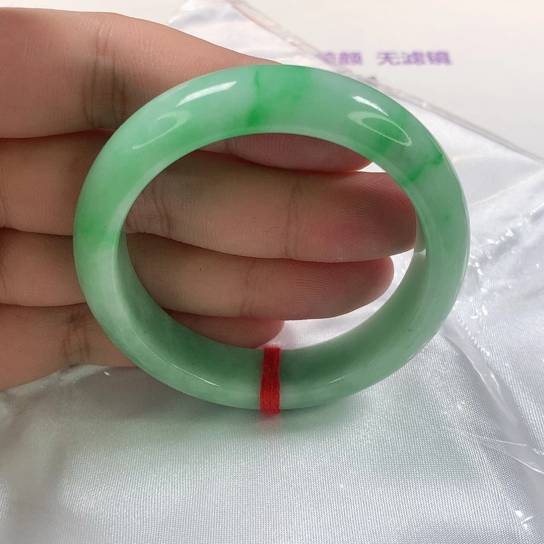 翡翠手镯未镶嵌330号