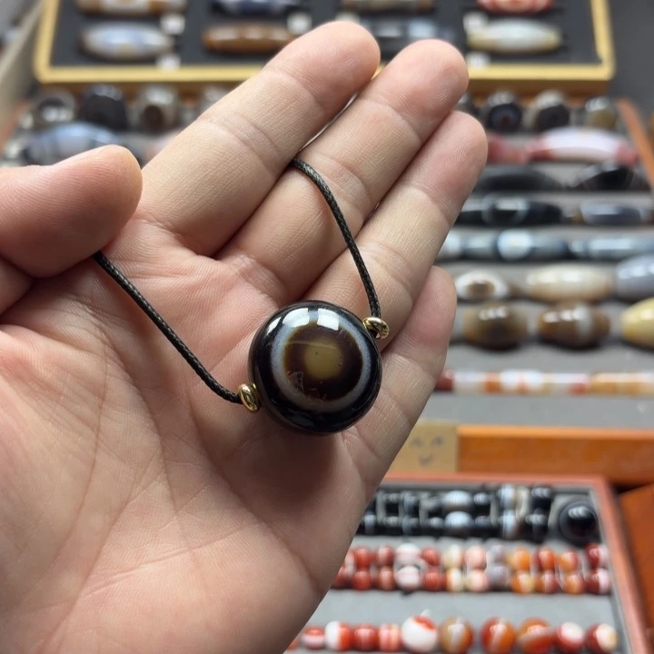 玛瑙/玉髓未镶嵌锁骨