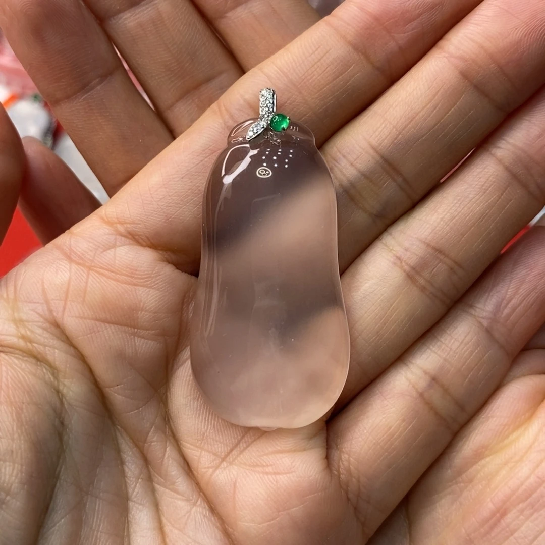 刘***源石英质玉银S925镶嵌吊坠