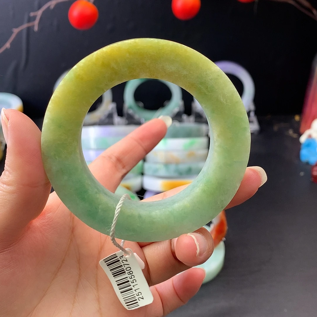 定制翡翠未镶嵌正圈