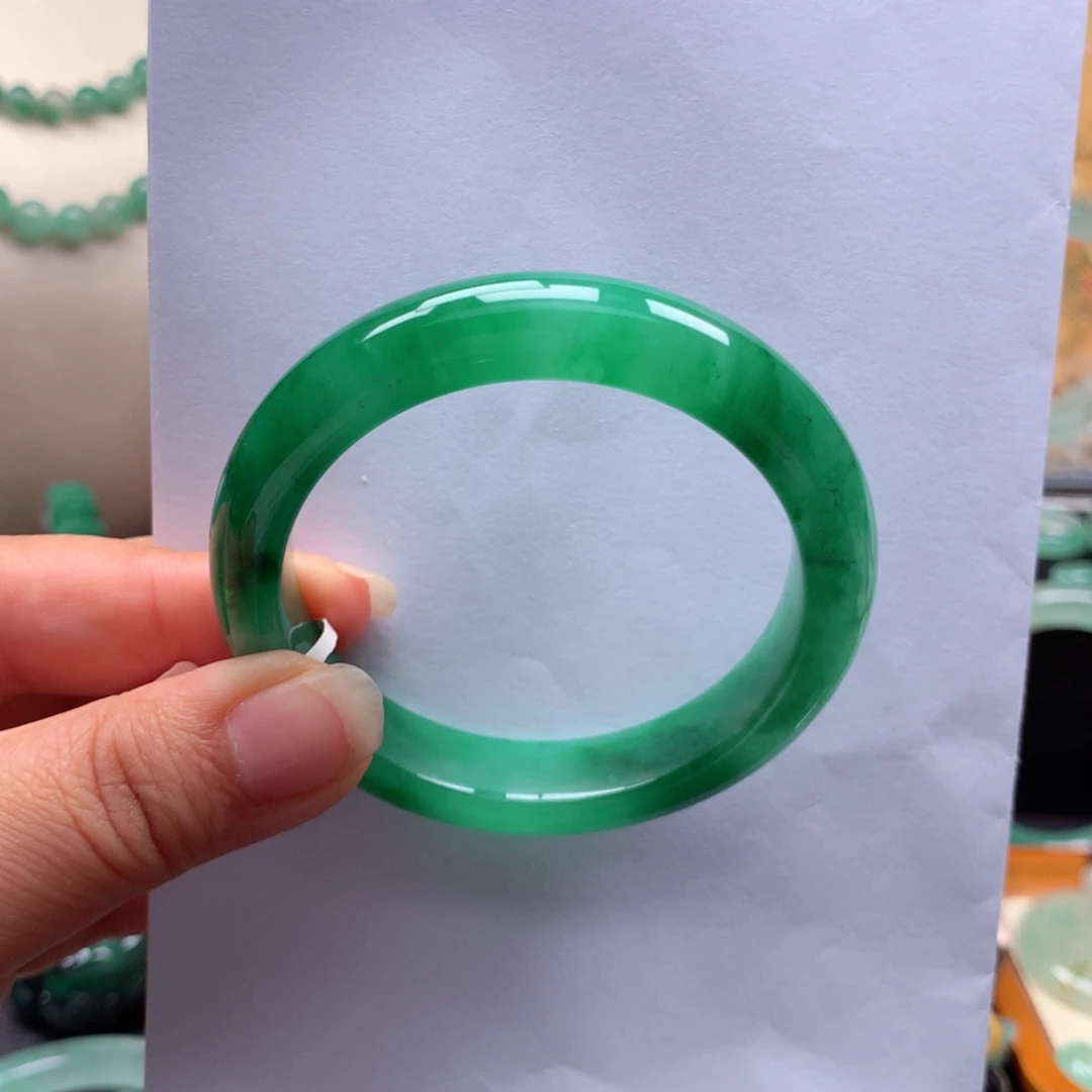 石英质玉未镶嵌手镯