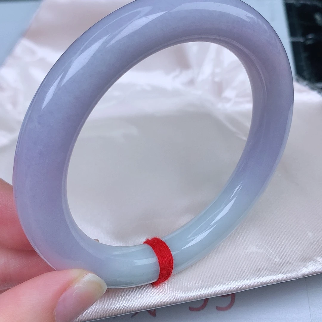 翡翠手镯（圆镯）未镶嵌天然