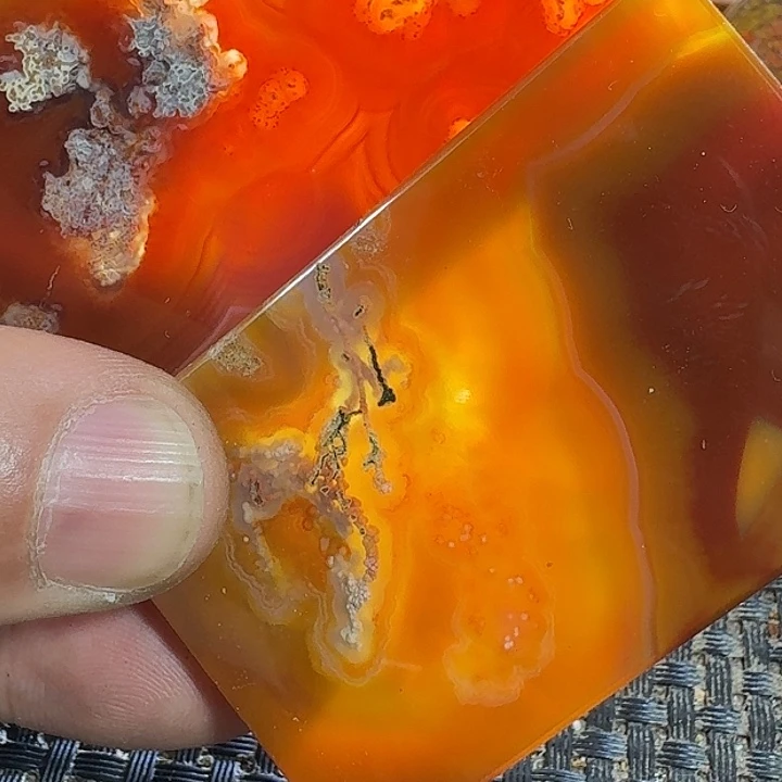 @***军玛瑙/玉髓未镶嵌颈饰