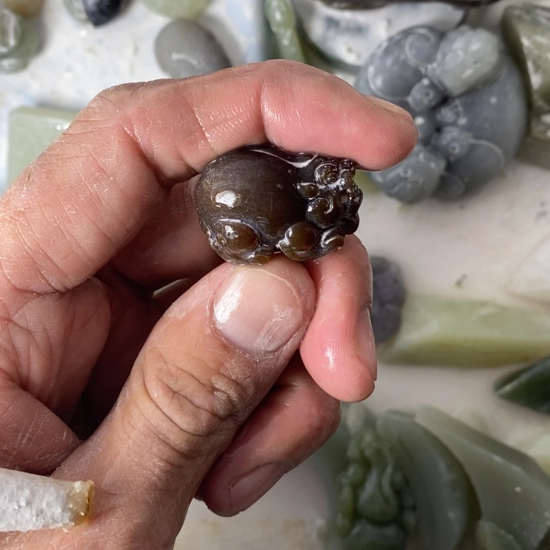 和田玉未镶嵌吊坠(不含链)