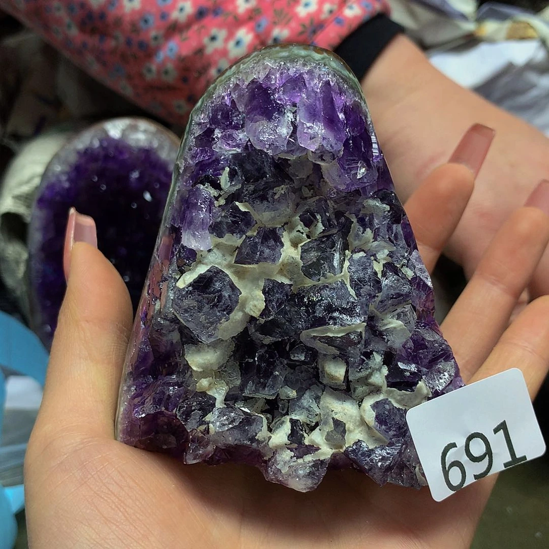 紫晶大型摆件（非配饰）未镶嵌