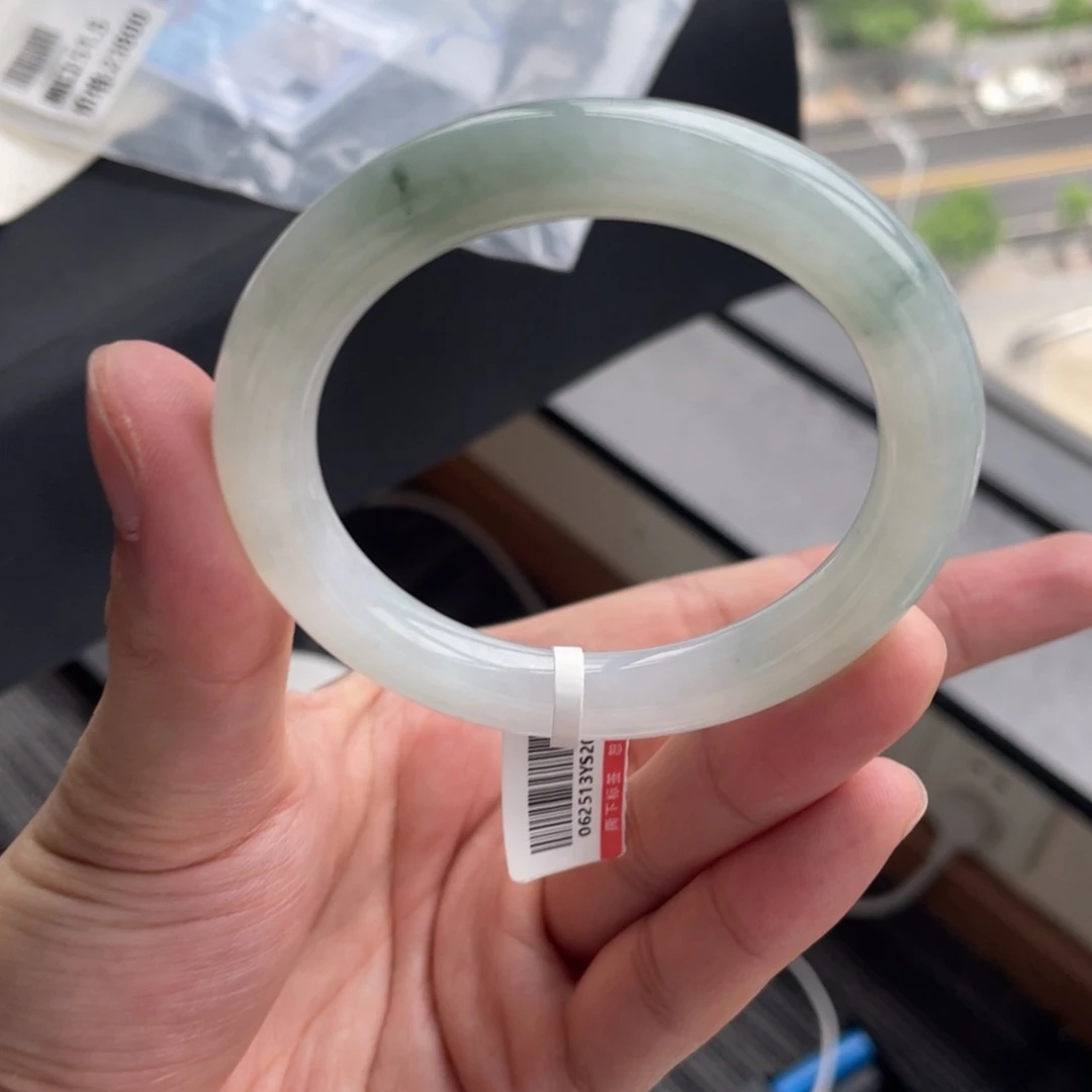 翡翠手镯未镶嵌天然缅甸a货翡翠手镯