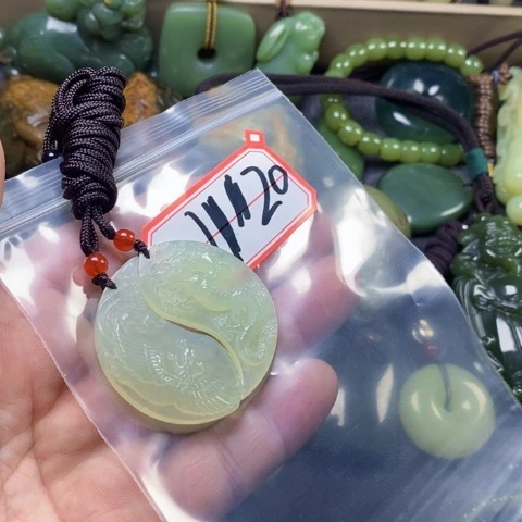 未镶嵌蛇纹石玉手链