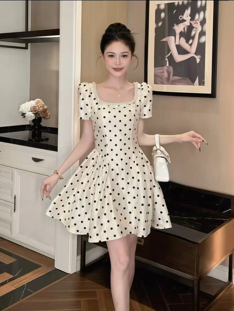 2025新款夏季女高腰连衣裙小个子收腰显瘦百搭气质方领波点短裙子
