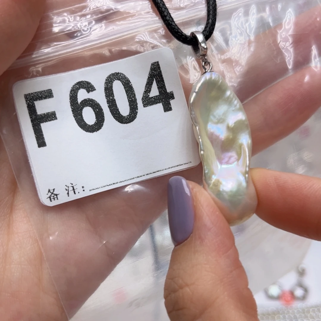 颈饰未镶嵌淡水珍珠