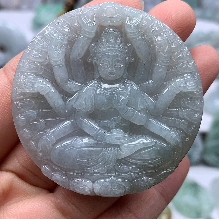 翡翠未镶嵌颈饰千手观音福利