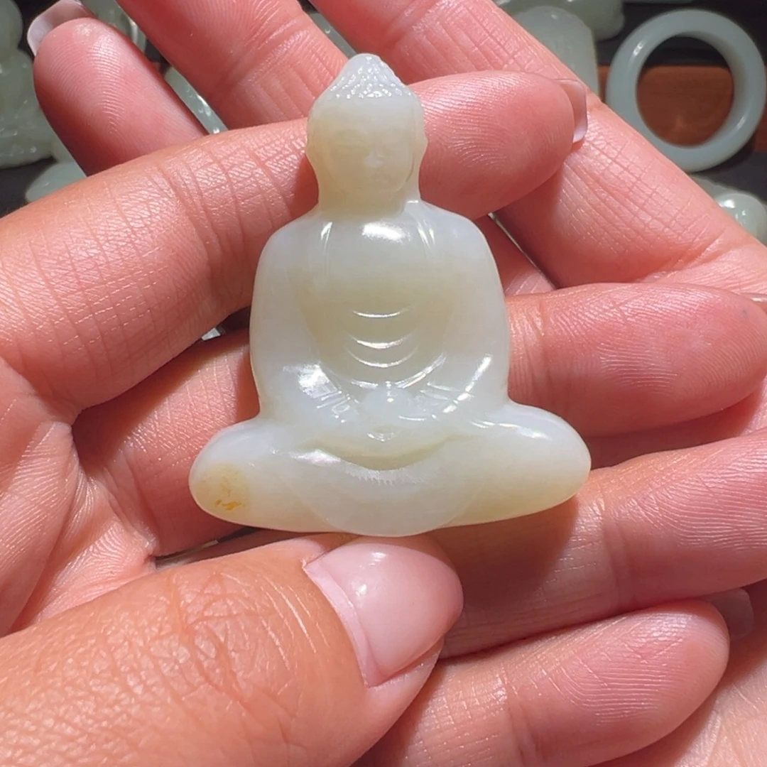 柴***本和田玉未镶嵌颈饰