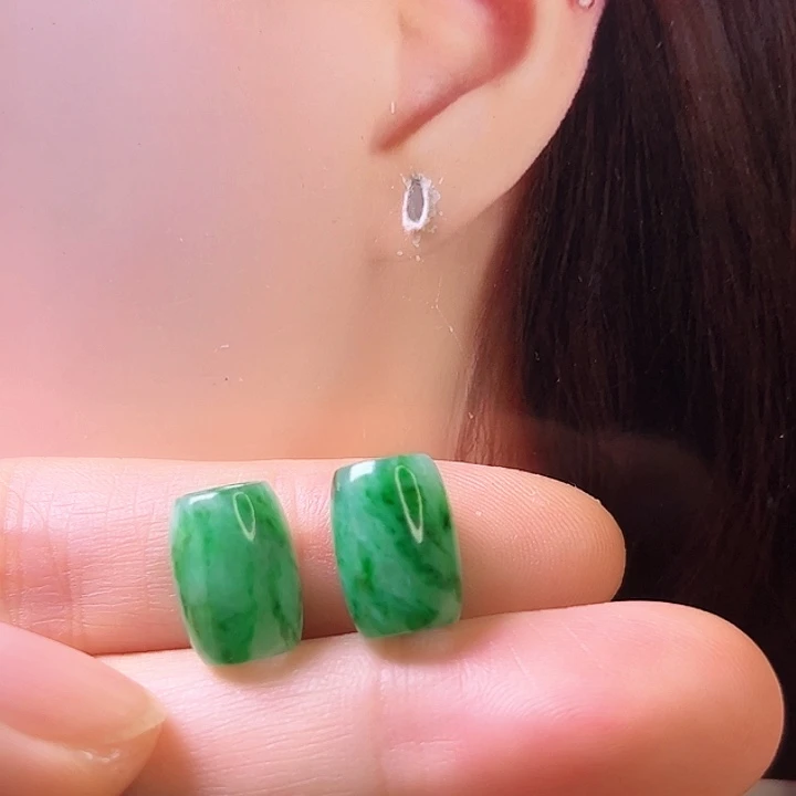 用***1定制翡翠未镶嵌路路通