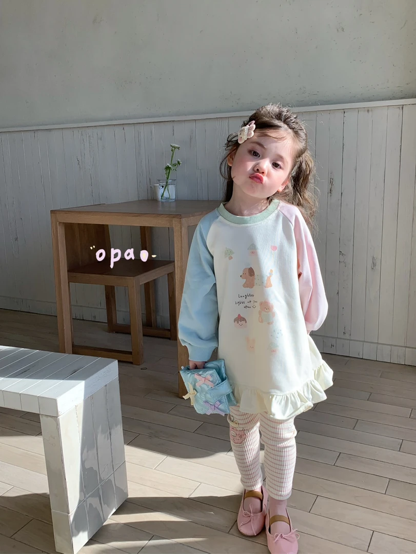 opao 8110女童2025春款卡通圆领卫衣裙