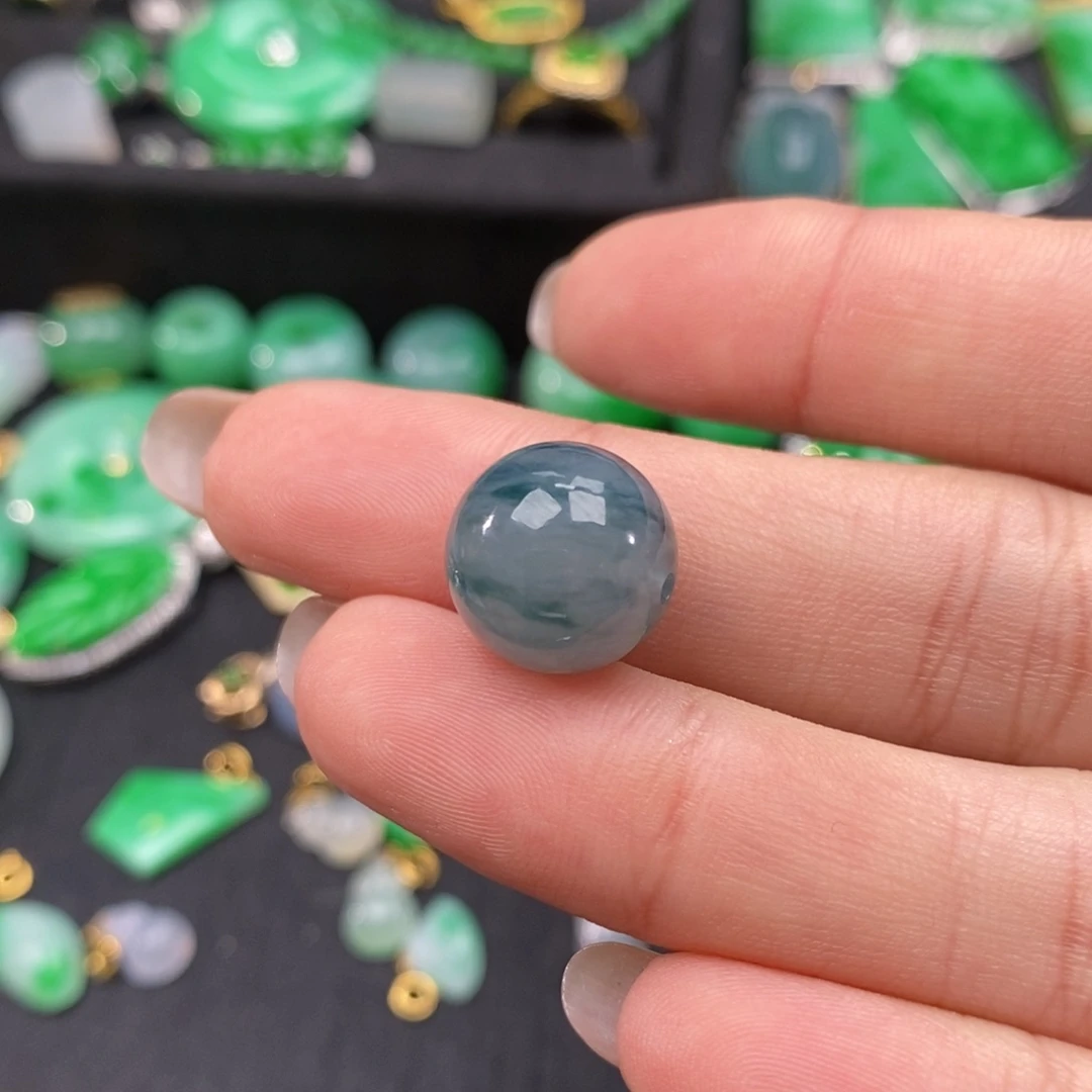 翡翠颈饰未镶嵌卡12.8