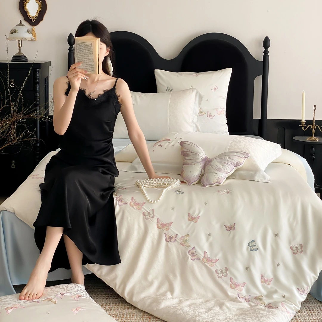 小玲子 夏日梦蝶  兰精天丝三件套四件套 高精密刺绣 大气简约