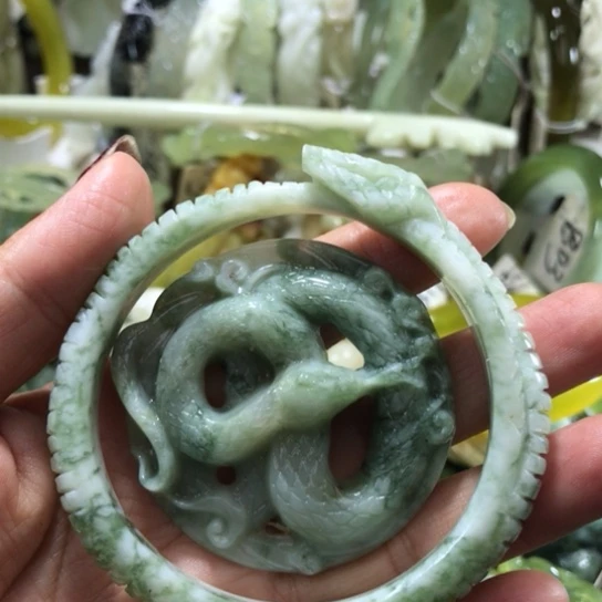 未镶嵌岫玉手链58口径