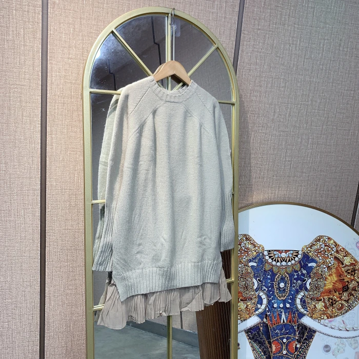 UU061孕妇杏色毛衣裙90-130