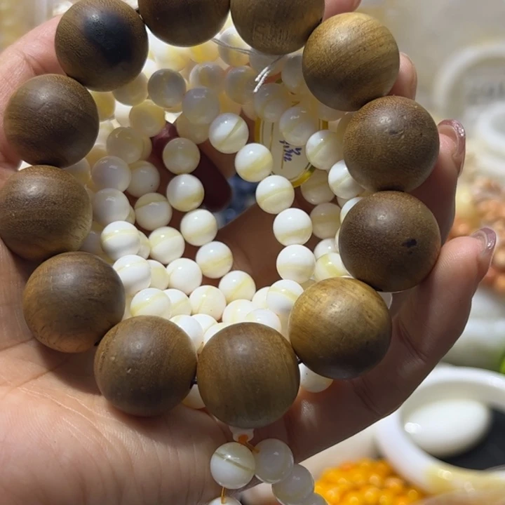 核桃手串/手链0.8/108全品一线天