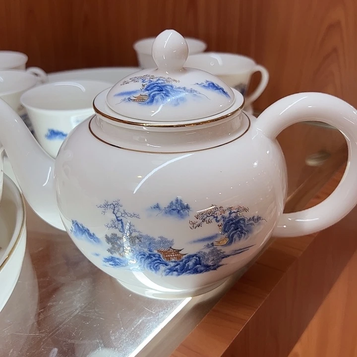 陶瓷茶壶哈哈哈哈哈